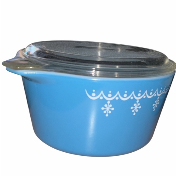 3 piece Vintage Pyrex Blue Garland Snowflake Casserole 1 QT...